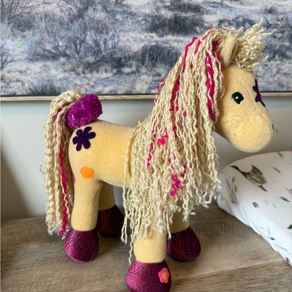 Vintage Groovy Girls Calypso Horse